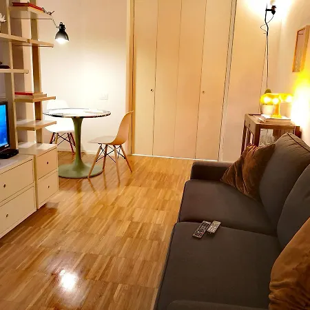 Bed & Breakfast Melzo 13
